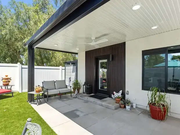Covered patio and entrance of the Thousand Oaks ADU.